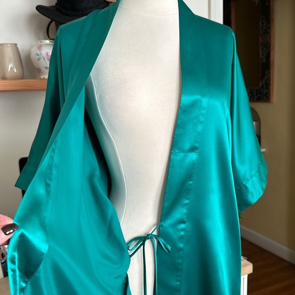 Vintage Jennifer Moore Satin Emerald Green Kimono Topper Robe, One Size - Picture 11 of 14